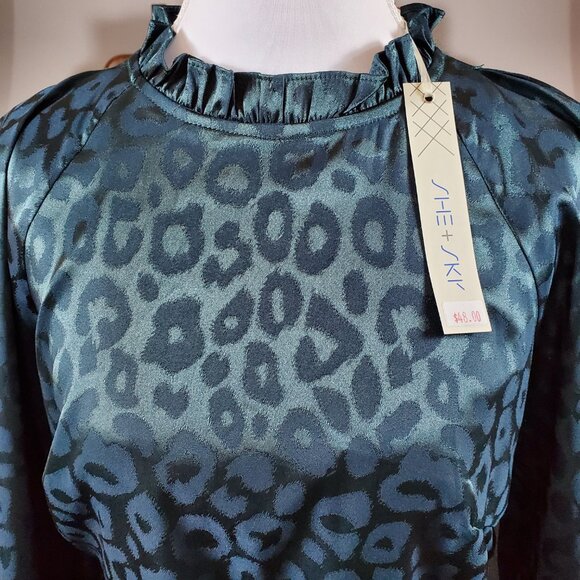 NWT She + Sky Emerald Green Leopard Print Long Sleeve Mini Dress | Sz Medium - Picture 2 of 5